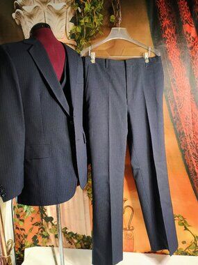VTG 1980s Macy's Men's Store 3-Piece Suit Size 40R 34W Navy Pinstripe Formal